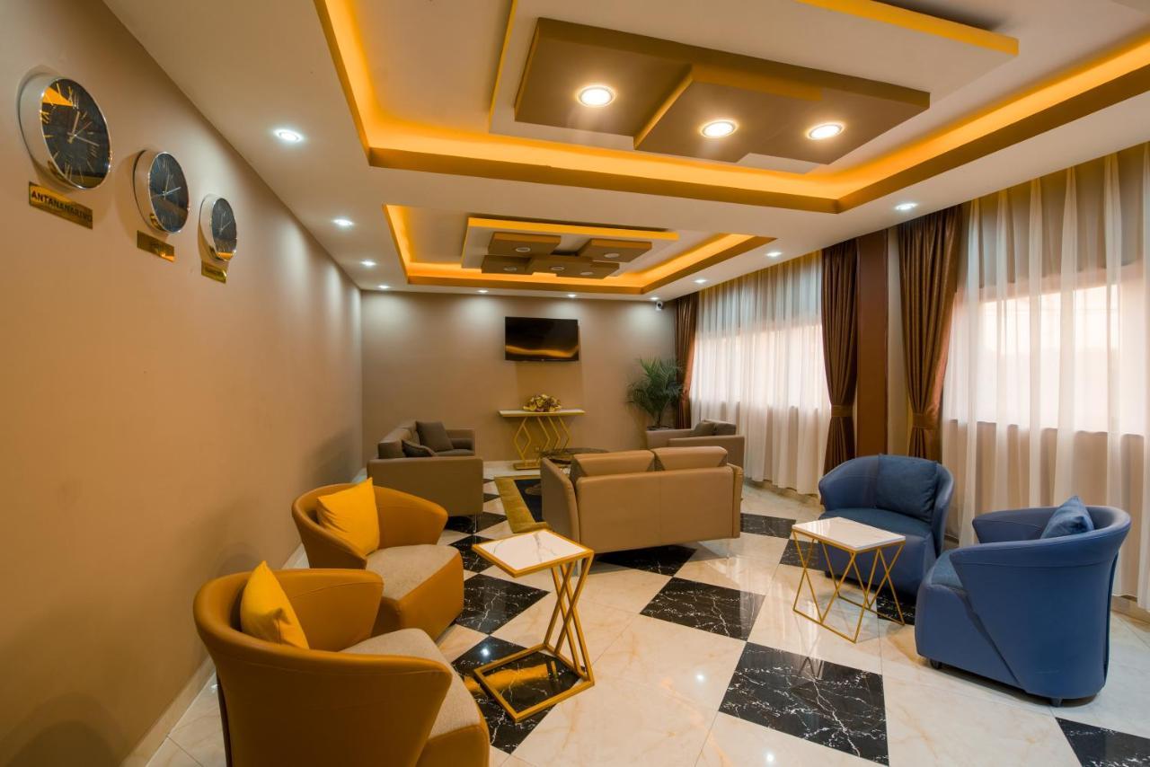Atmosphere Hotel & Spa Ανταναναρίβο Εξωτερικό φωτογραφία