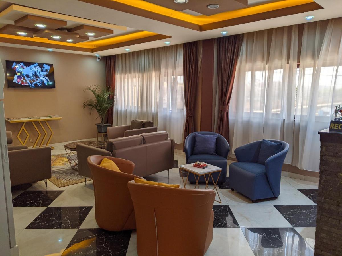 Atmosphere Hotel & Spa Ανταναναρίβο Εξωτερικό φωτογραφία