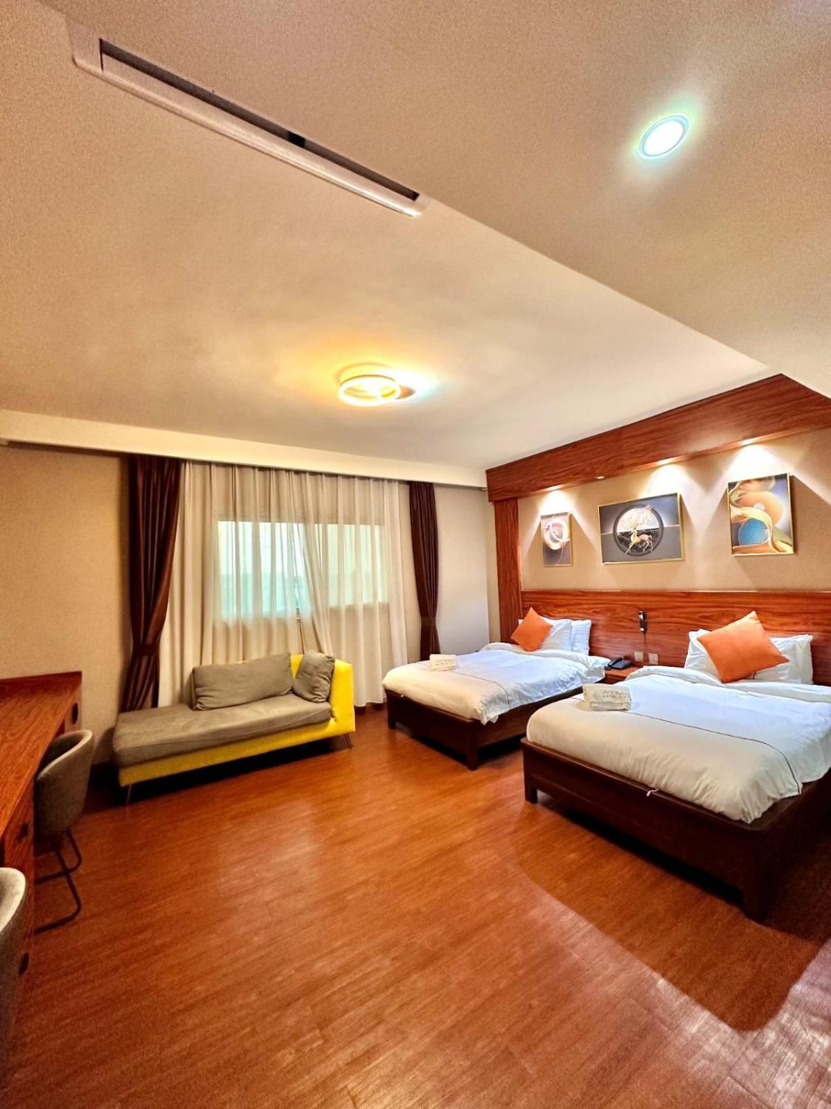 Atmosphere Hotel & Spa Ανταναναρίβο Εξωτερικό φωτογραφία