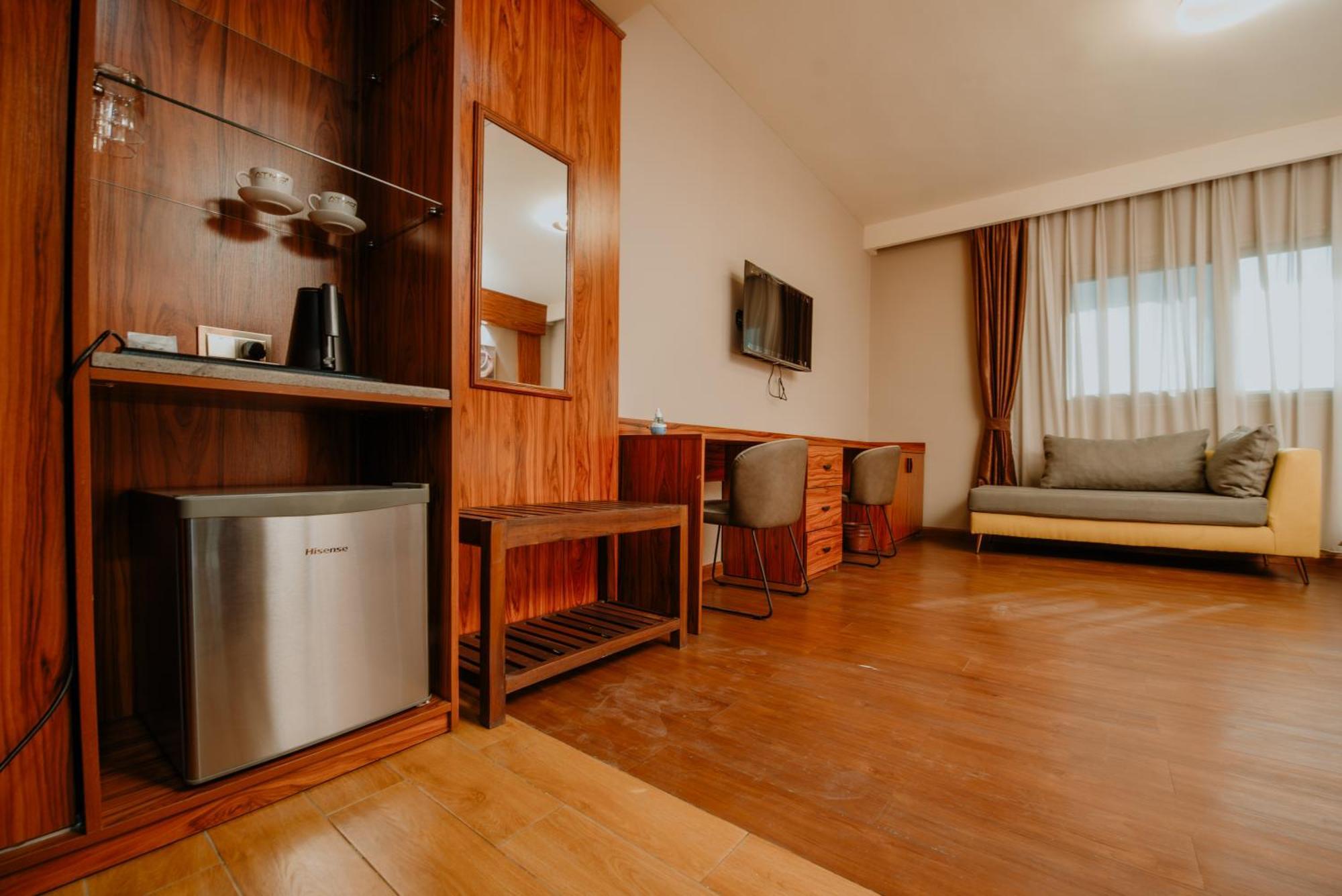 Atmosphere Hotel & Spa Ανταναναρίβο Εξωτερικό φωτογραφία